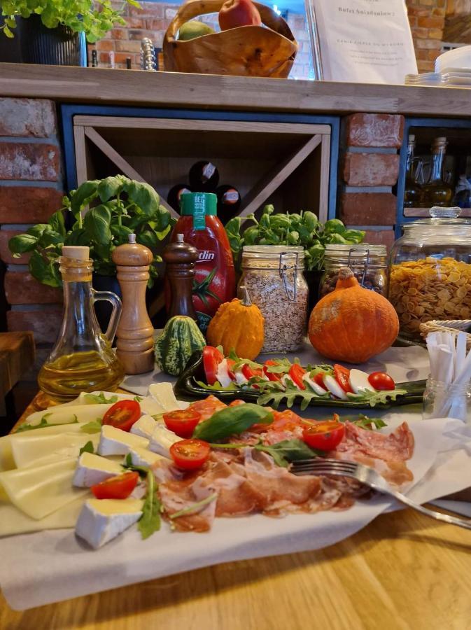 Boutique Provincja Winebar & Aparthotel Olsztyn (Warmian-Masurian)