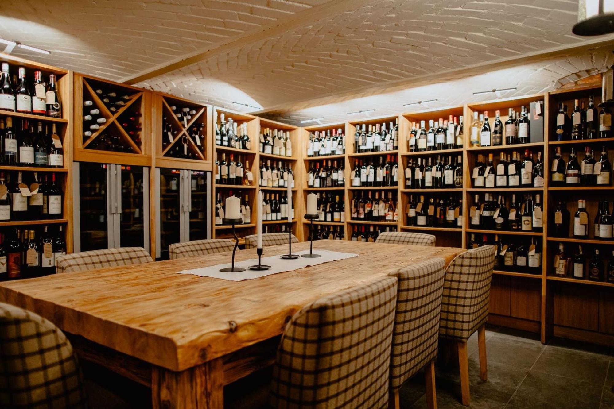 Boutique Provincja Winebar & Olsztyn (Warmian-Masurian)